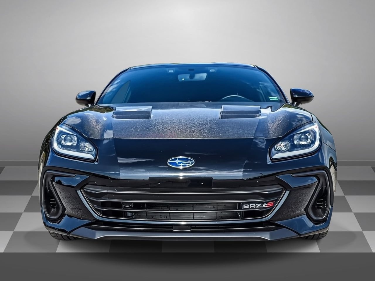Used 2025 Subaru BRZ tS RWD image 2