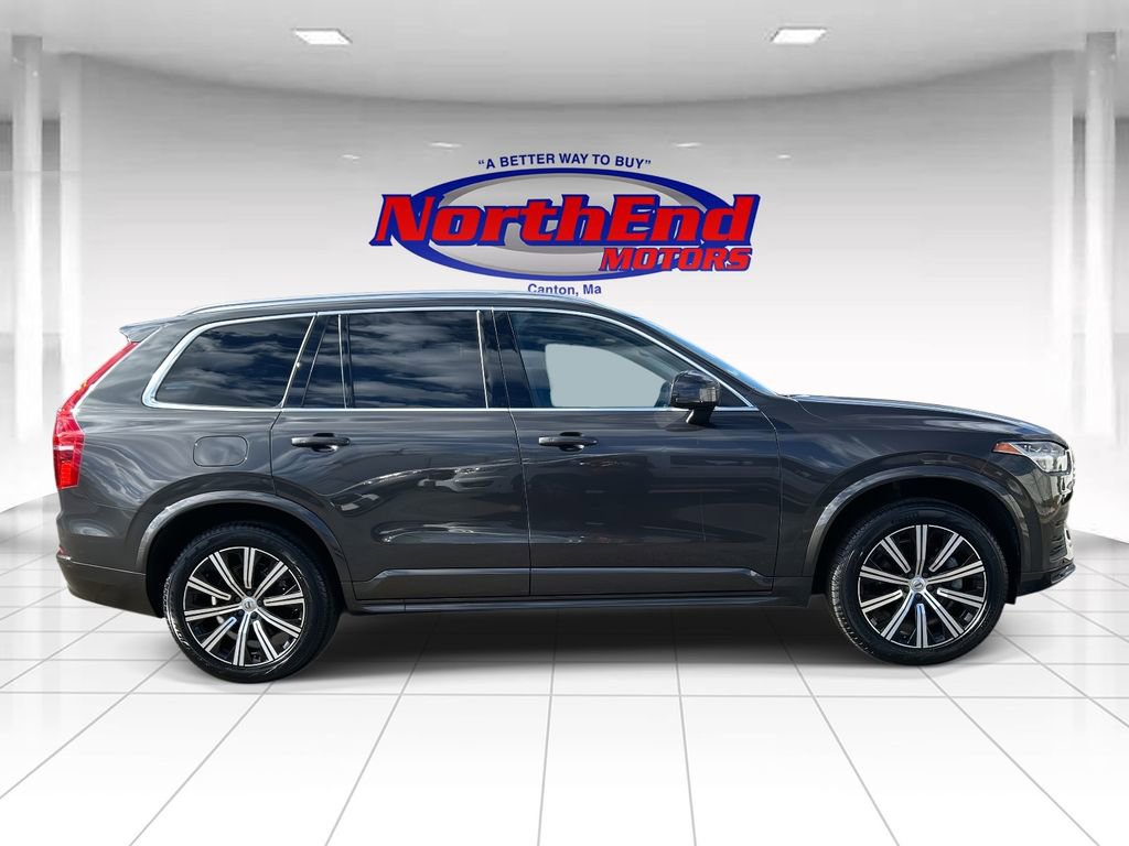 Used 2023 Volvo XC90 B5 Core w/ Climate Package image 2