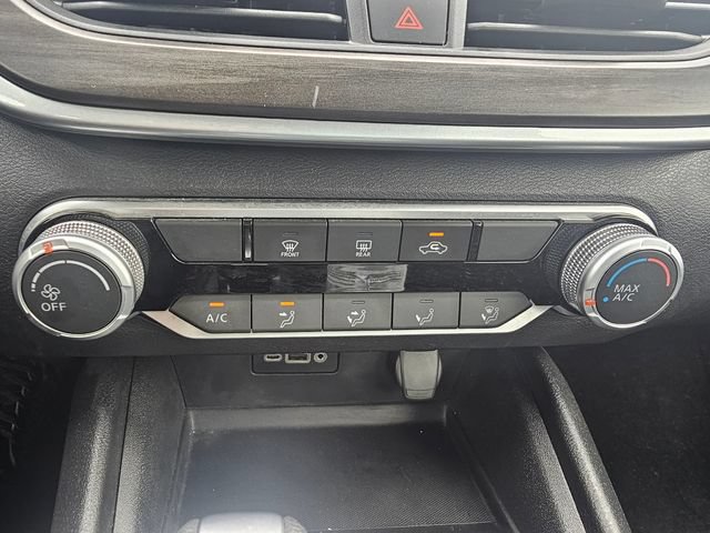 Used 2025 Nissan Altima 2.5 SV FWD image 23