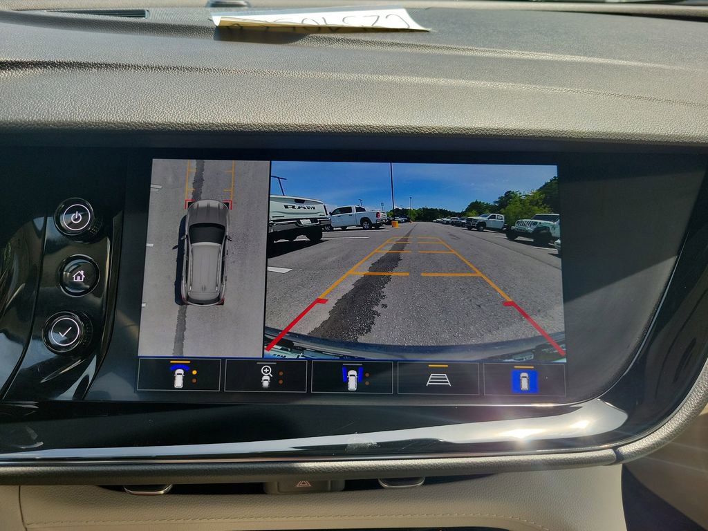 Used 2022 Buick Envision Avenir w/ Technology Package II FWD image 31