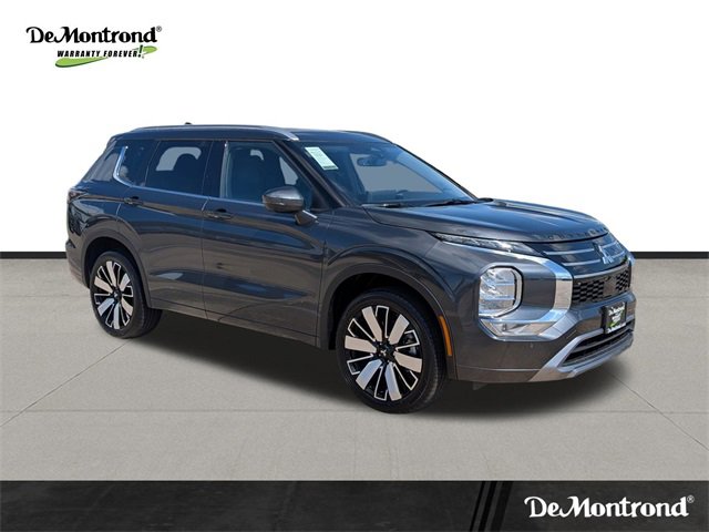 New 2025 Mitsubishi Outlander SEL image 3