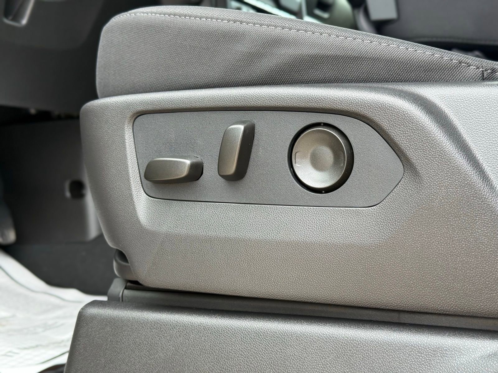 New 2026 Chevrolet Silverado 2500 Custom w/ Custom Value Package image 26