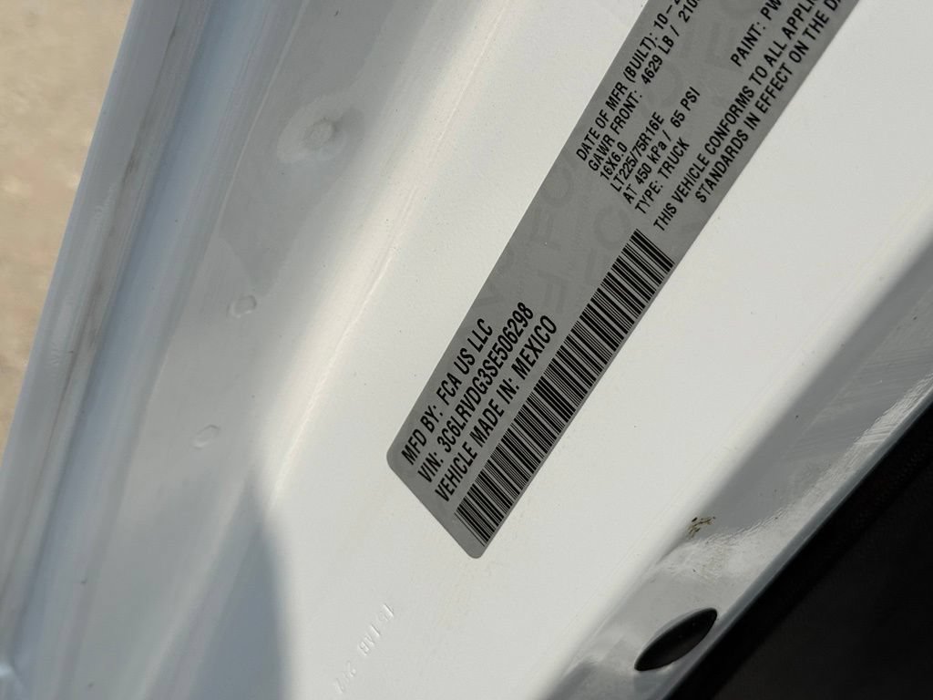 Used 2025 RAM ProMaster 2500 w/ Convenience Group FWD image 10