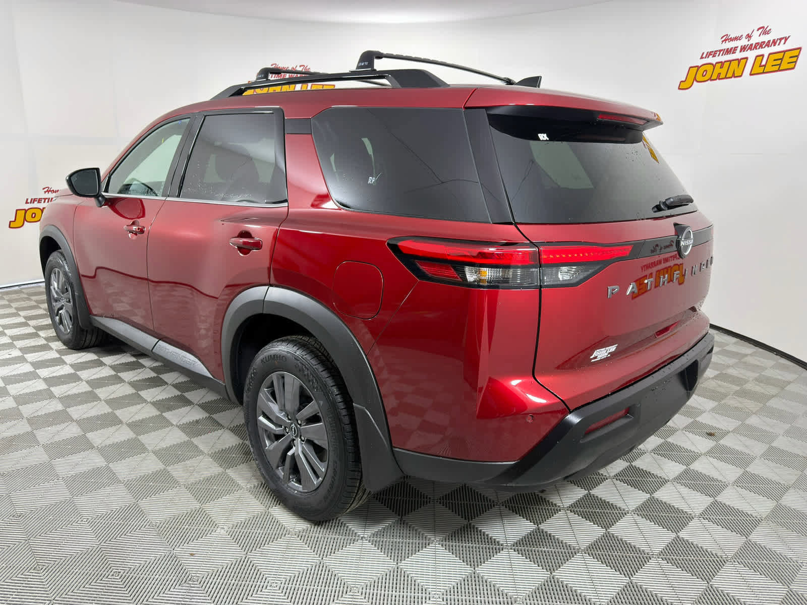 New 2026 Nissan Pathfinder SV image 3