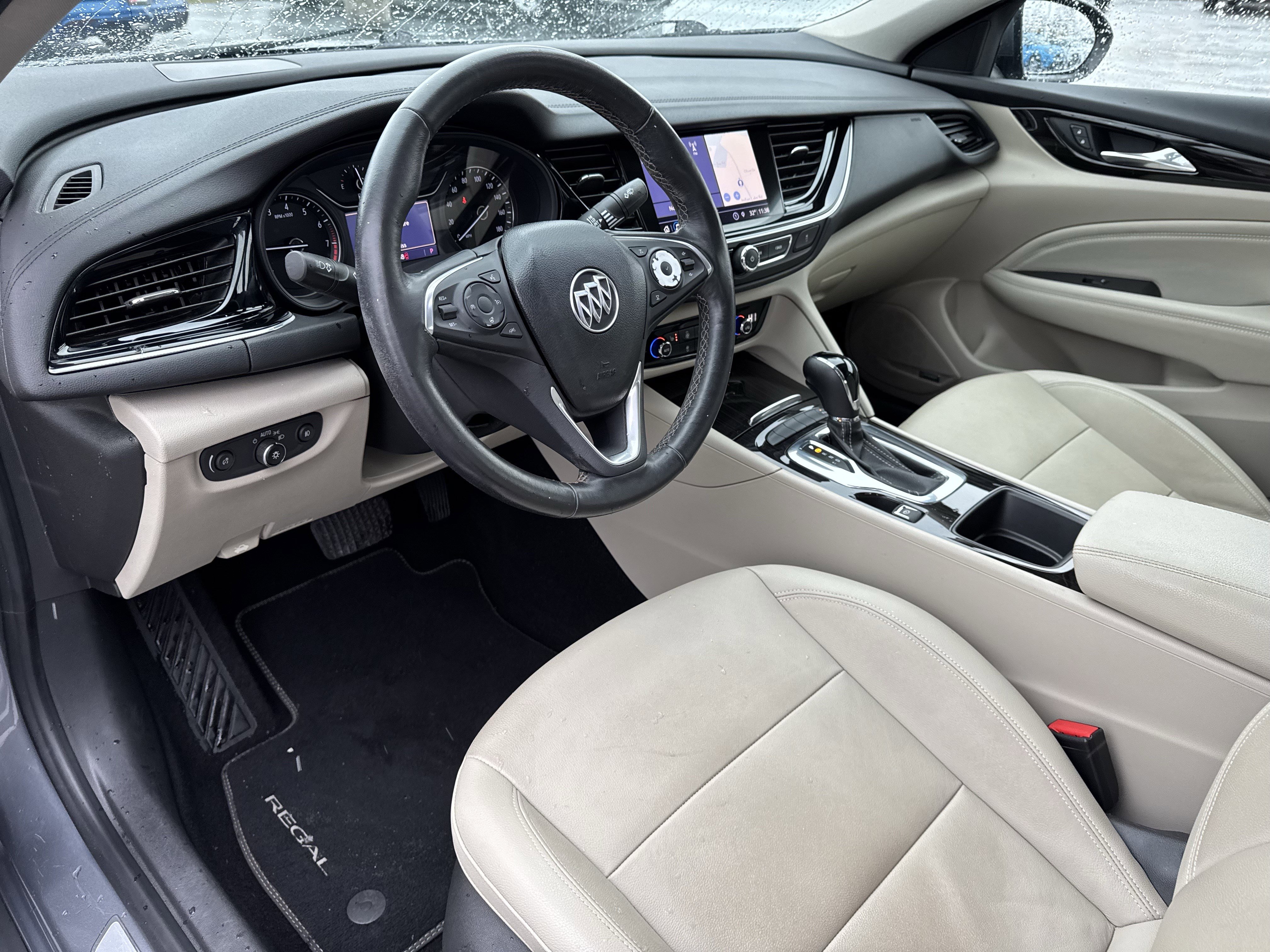 Used 2020 Buick Regal Essence image 26