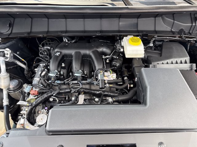 New 2026 Nissan Pathfinder SL w/ SL Premium Package FWD image 23
