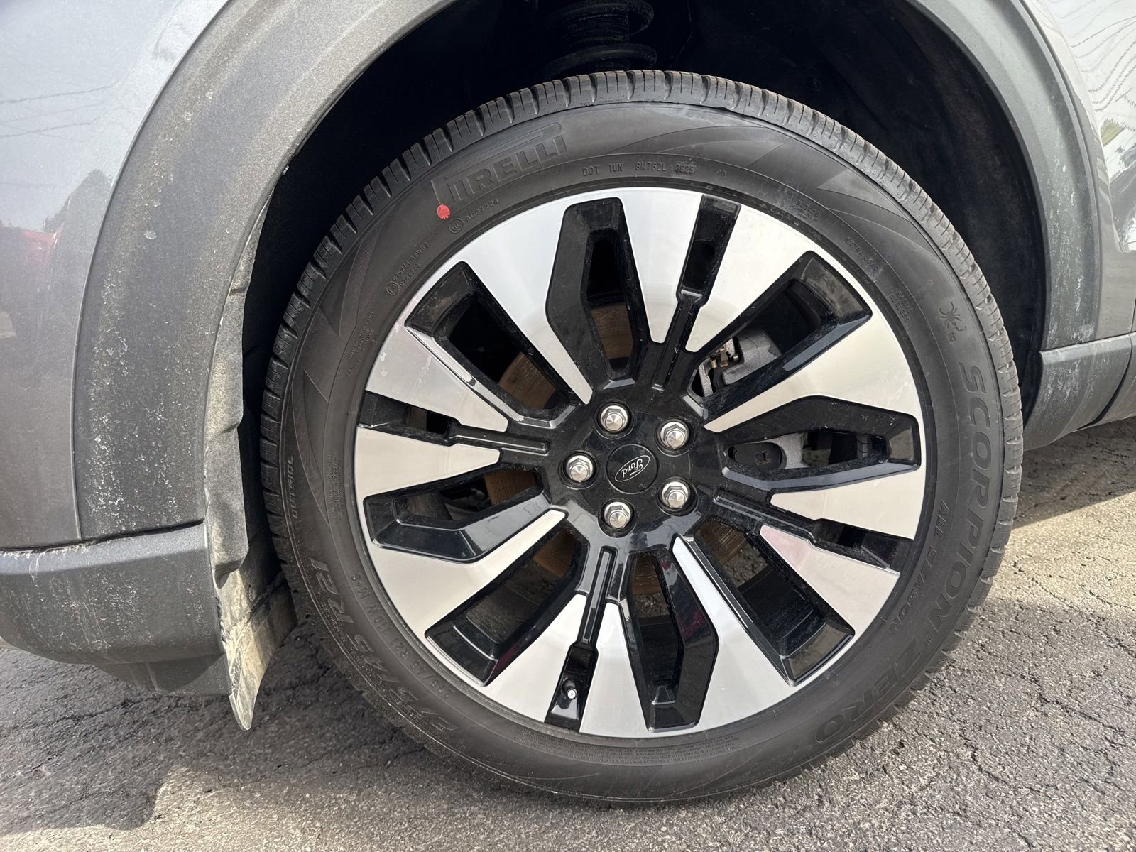 New 2026 Ford Explorer Platinum w/ LUX Leather Package image 41