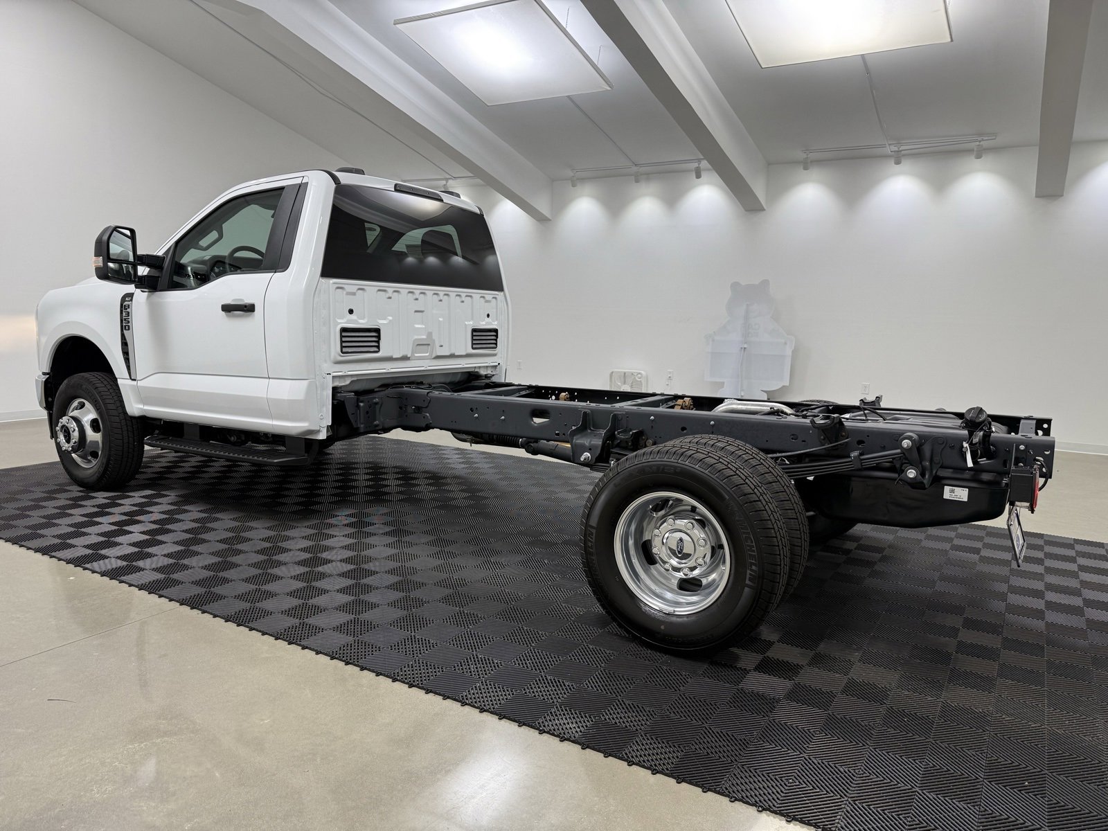 New 2025 Ford F350 XLT w/ XLT Value Package image 5