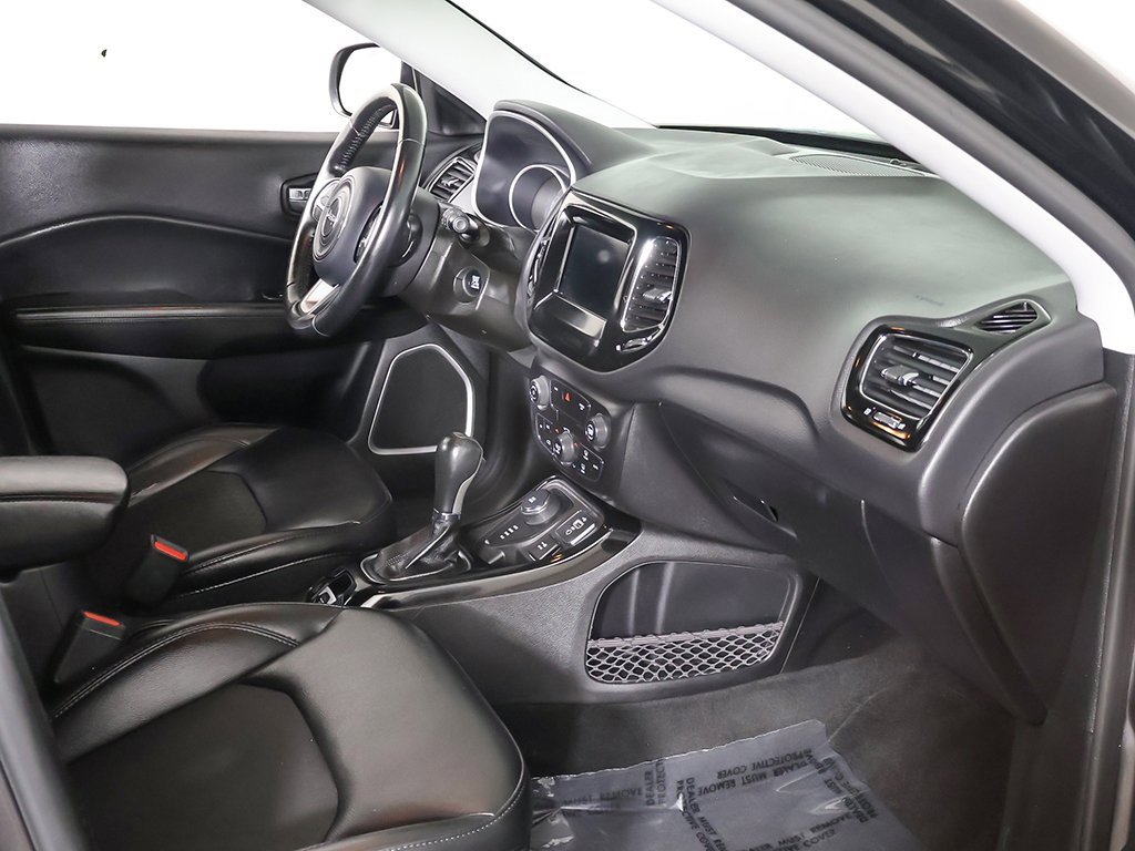 Used 2018 Jeep Compass Latitude w/ Popular Equipment Group image 19