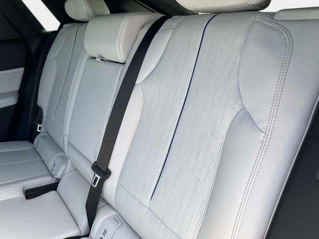 New 2025 Cadillac Lyriq Luxury w/ LPO, Floor Liner Package AWD/4WD image 13