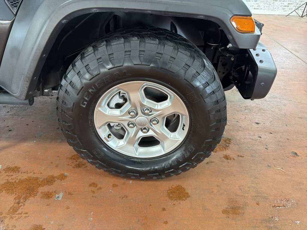 Used 2021 Jeep Wrangler Unlimited Sport AWD/4WD image 10