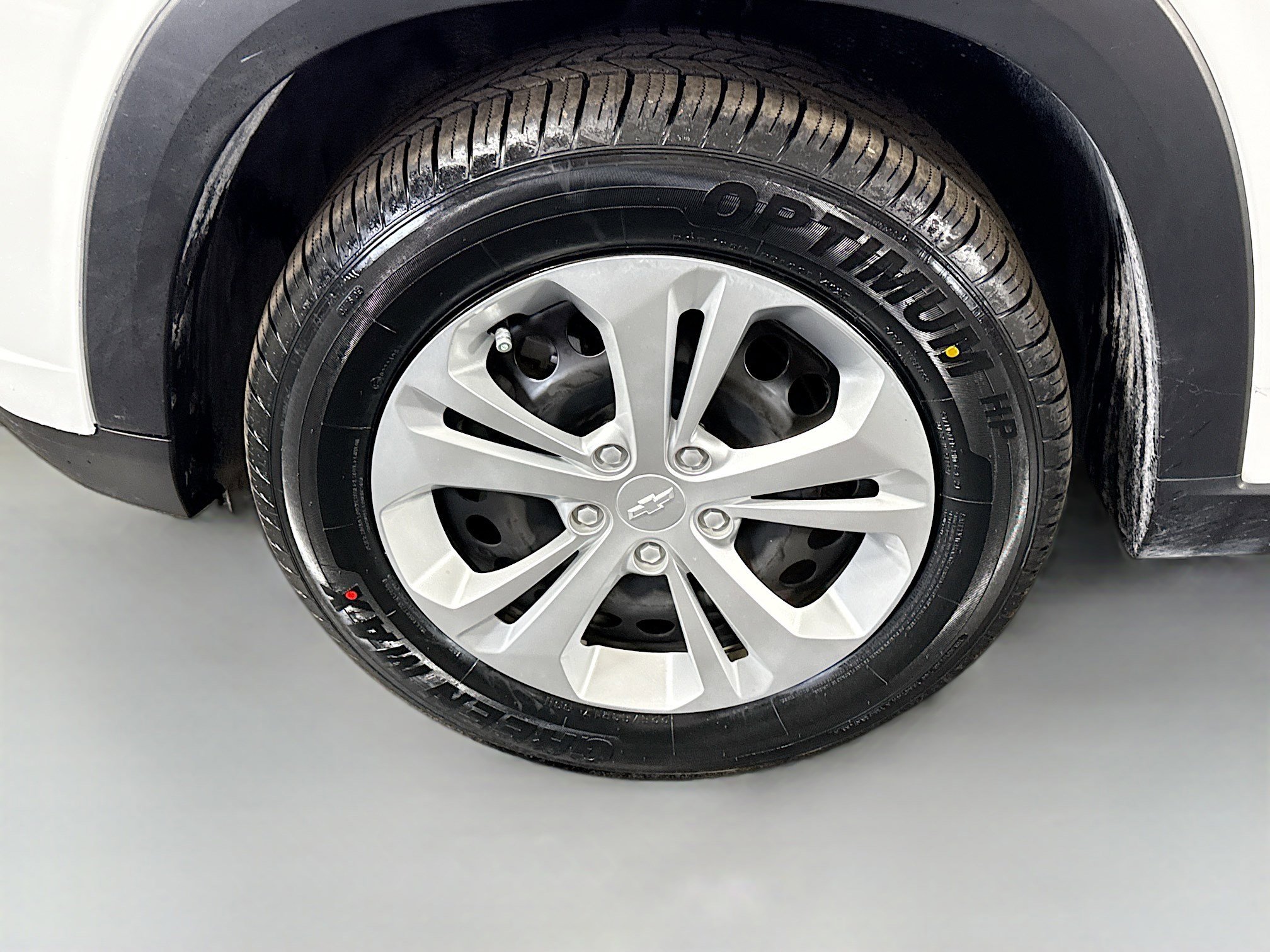 Used 2024 Chevrolet Trax LS image 37