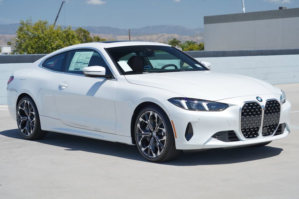 New 2026 BMW 430i Coupe w/ Parking Assistance Package RWD image 3