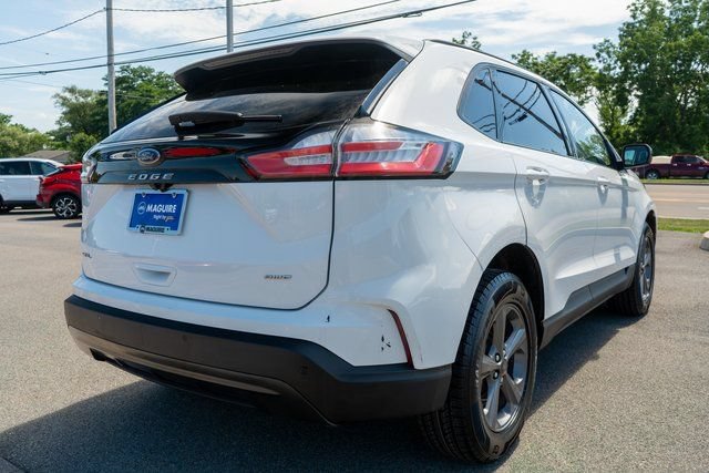 Used 2024 Ford Edge SEL w/ Sport Appearance Package AWD/4WD image 6