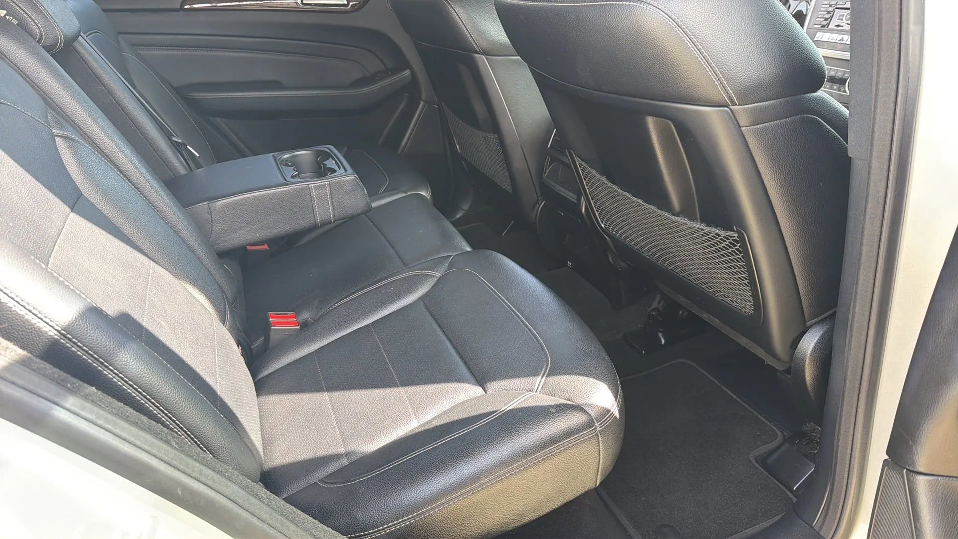 Used 2014 Mercedes-Benz ML 350 ML 350 4MATIC Sport Utility 4D w/ Premium 1 Package image 33