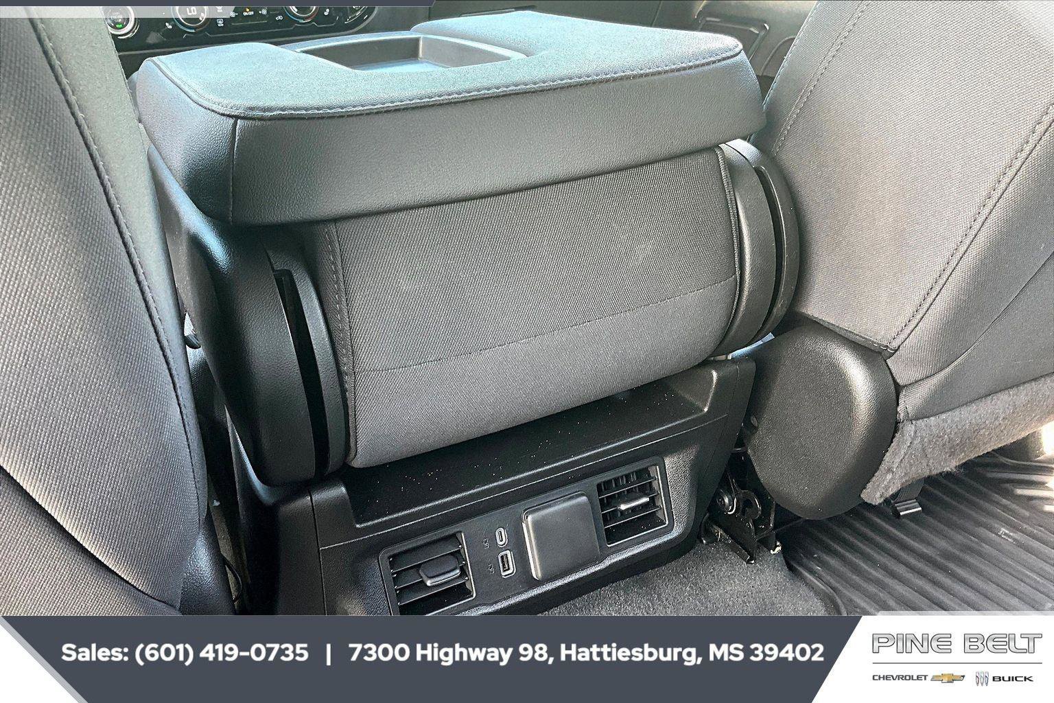 Used 2024 Chevrolet Silverado 1500 LT image 25