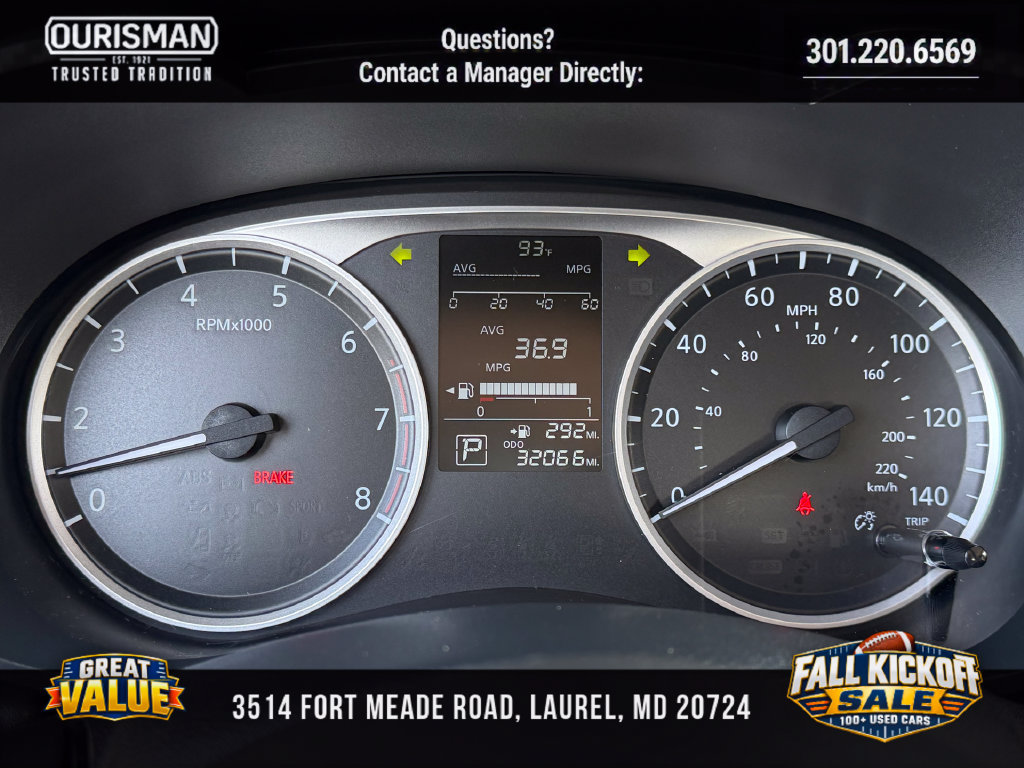 Used 2025 Nissan Versa S w/ Trunk Package FWD image 31