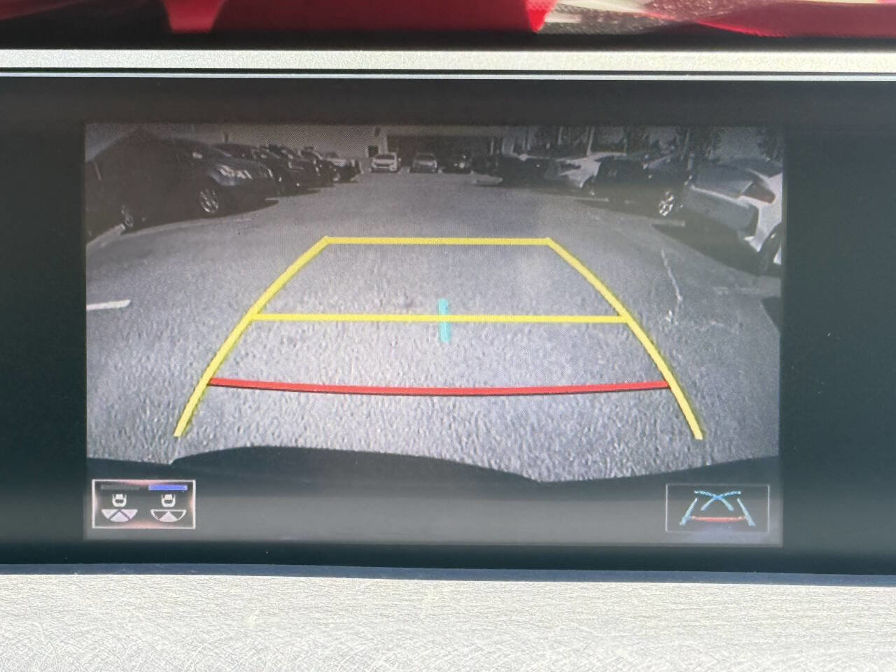 Used 2019 Lexus UX 200 w/ Premium Package image 30