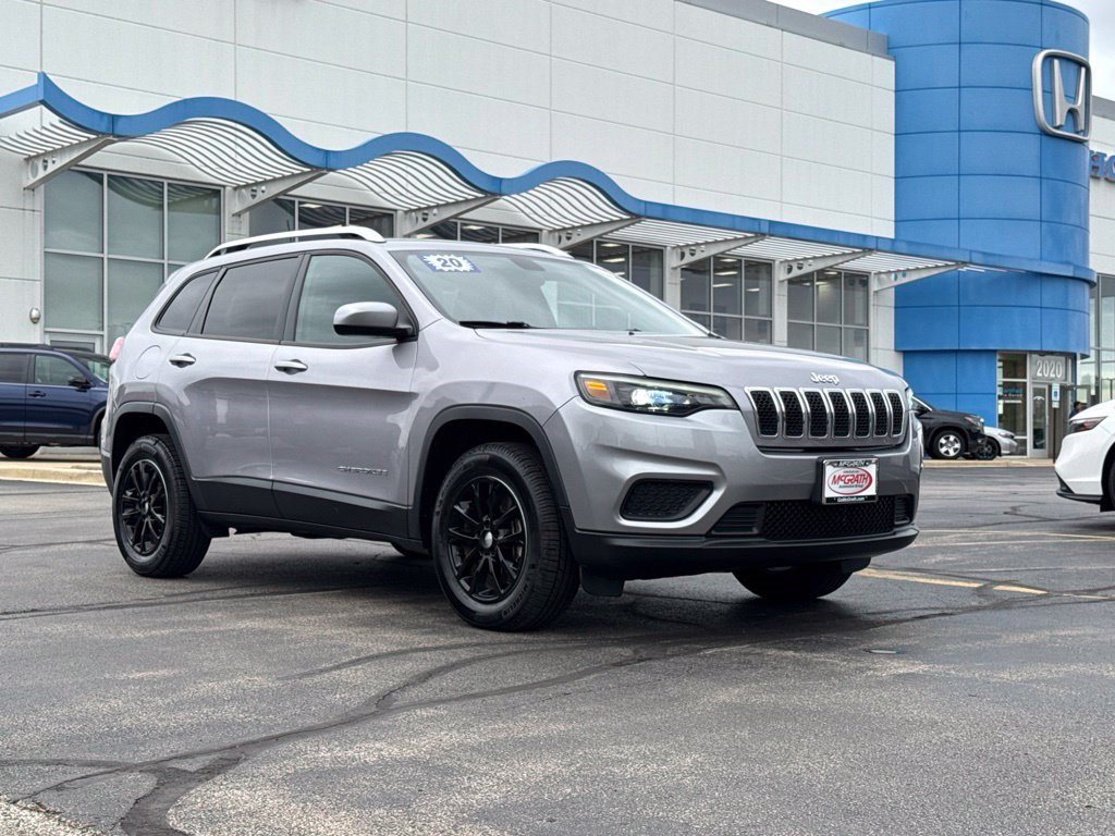 Used 2020 Jeep Cherokee Latitude w/ Cold Weather Group AWD/4WD image 3