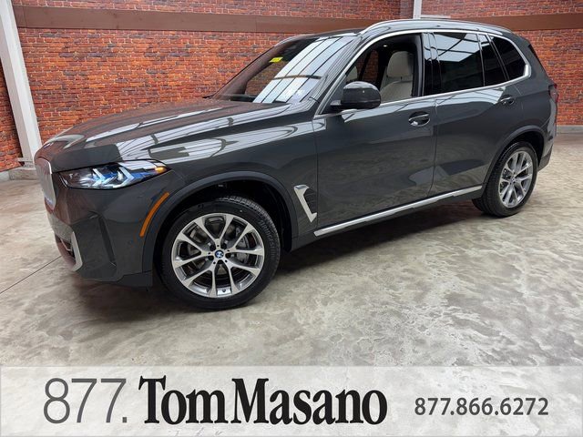 Used 2026 BMW X5 xDrive40i w/ Climate Comfort Package image 1
