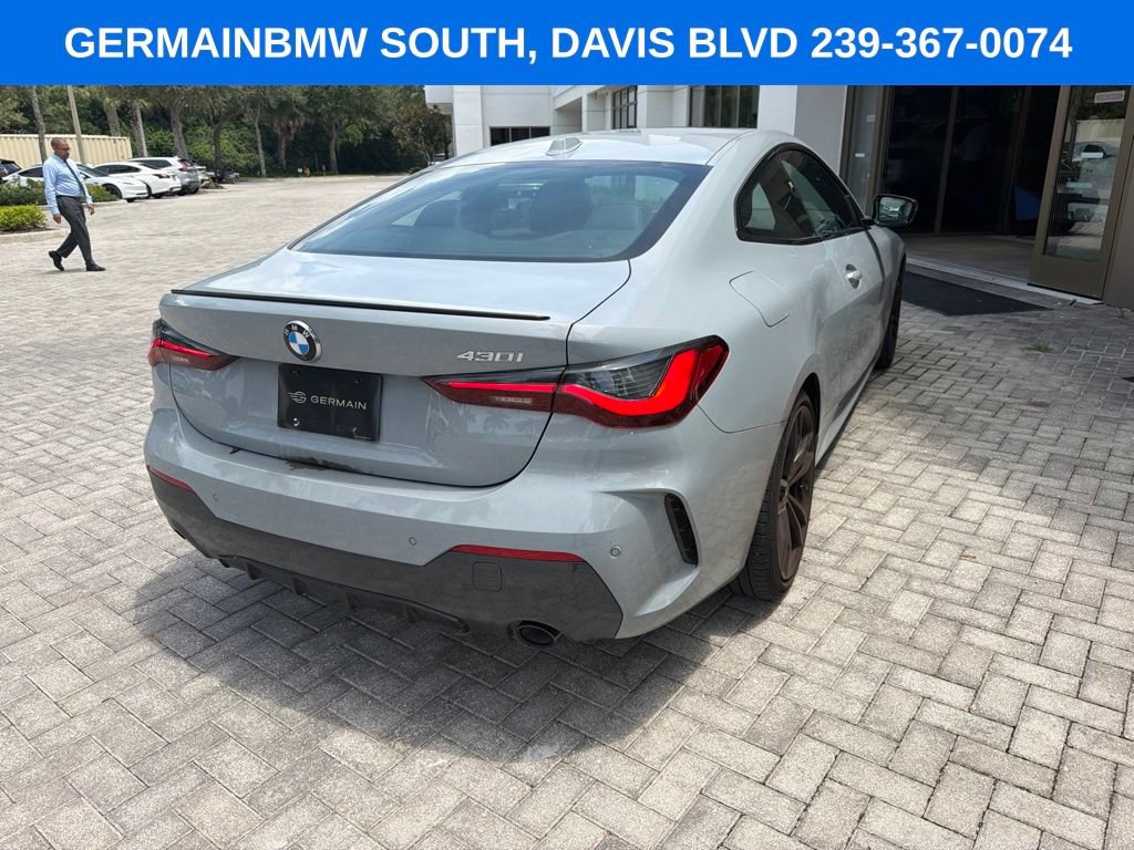 Used 2024 BMW 430i Coupe w/ M Sport Package RWD image 21