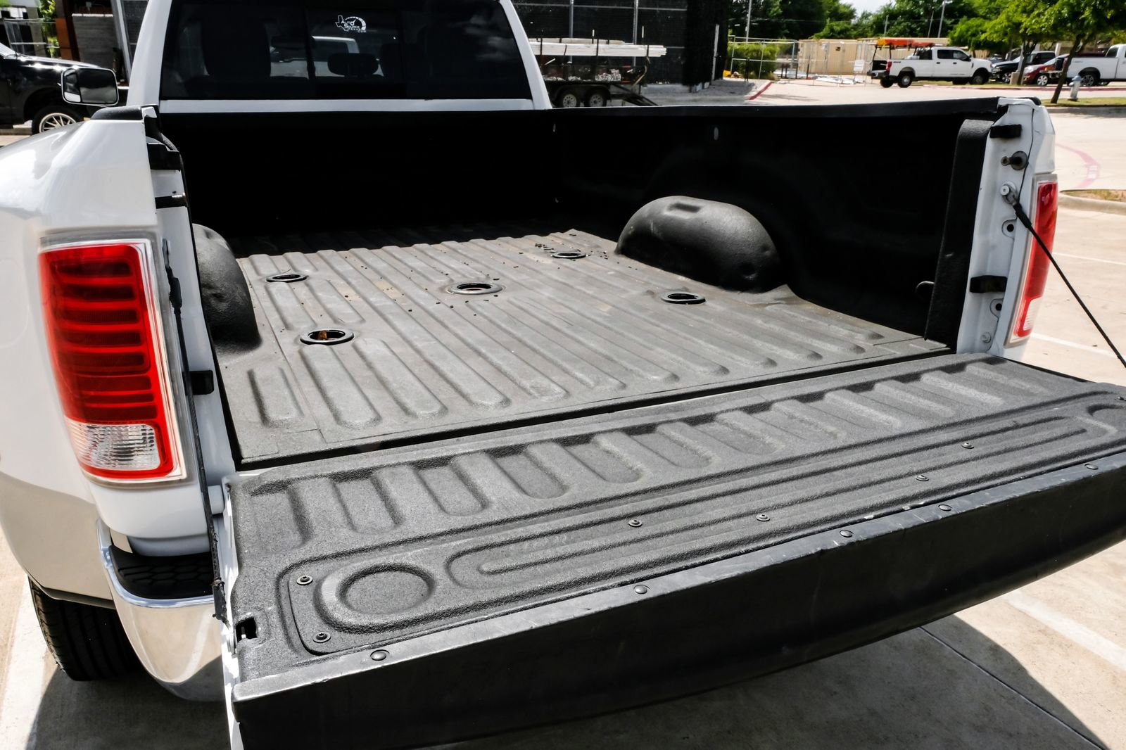 Used 2014 RAM 3500 Laramie image 64