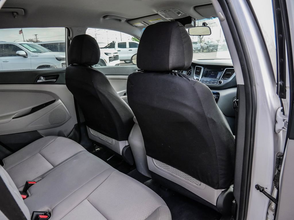 Used 2017 Hyundai Tucson SE image 16