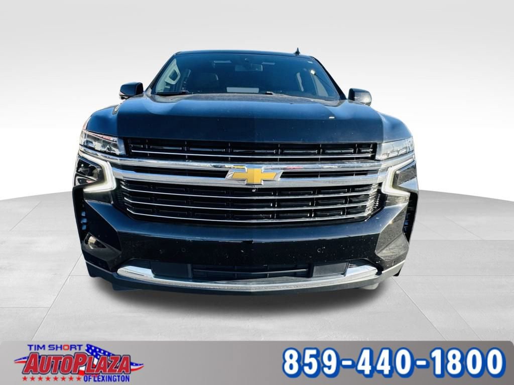 Used 2022 Chevrolet Suburban LT w/ Luxury Package image 9