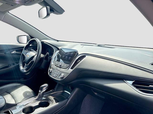 Used 2021 Chevrolet Malibu LT w/ Leather Package FWD image 25