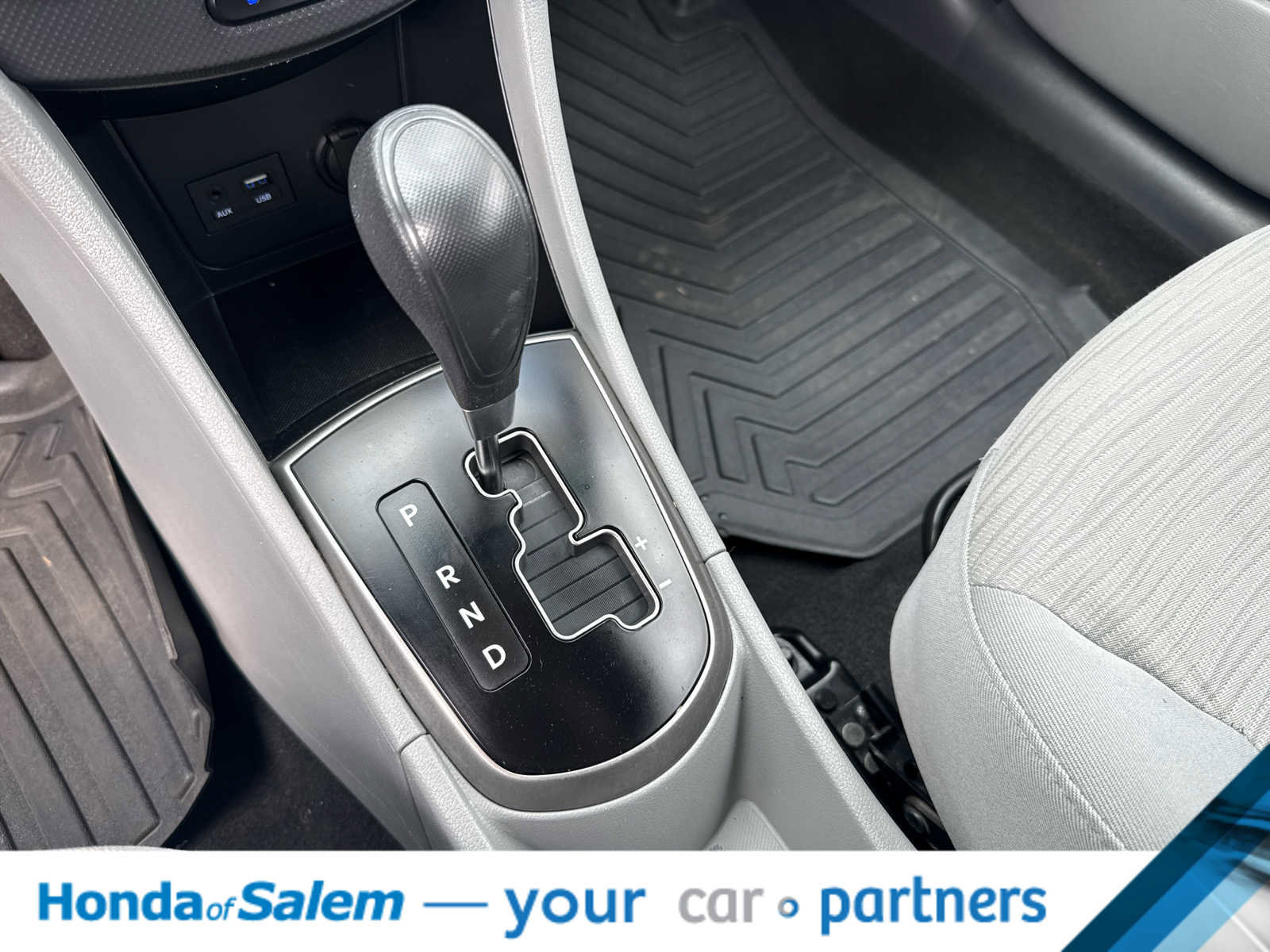 Used 2017 Hyundai Accent SE image 17