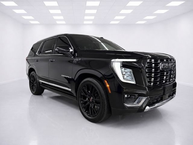 Used 2025 GMC Yukon Denali Ultimate AWD/4WD image 7