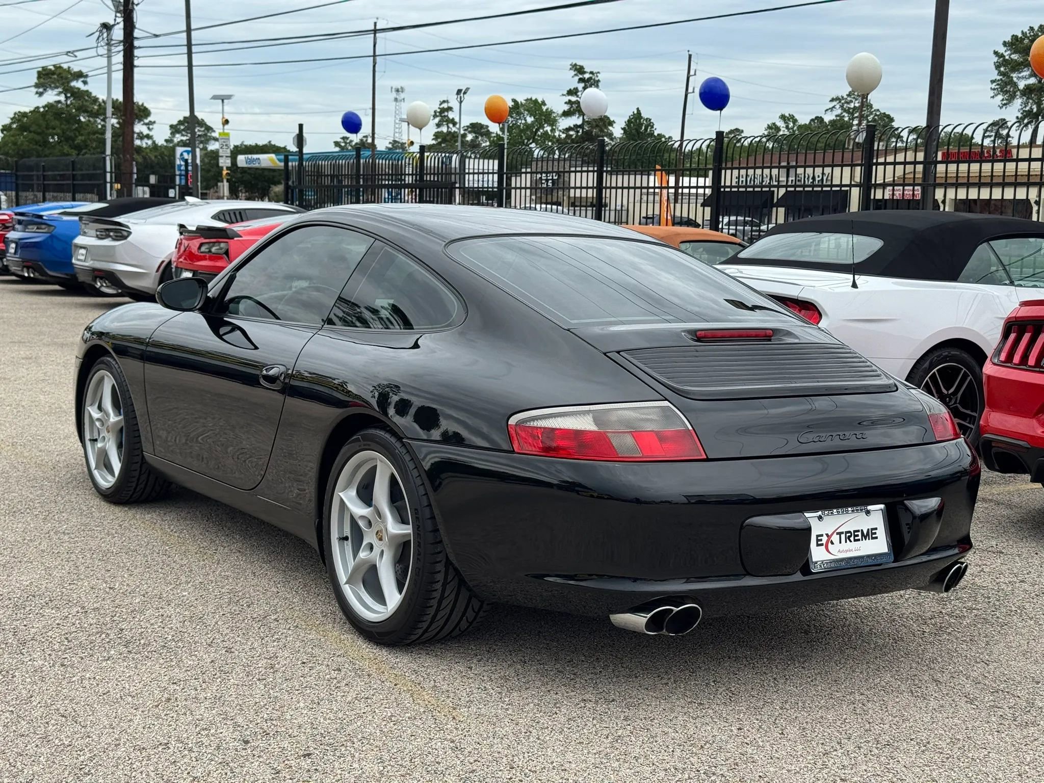Used 2003 Porsche 911 Carrera RWD image 8