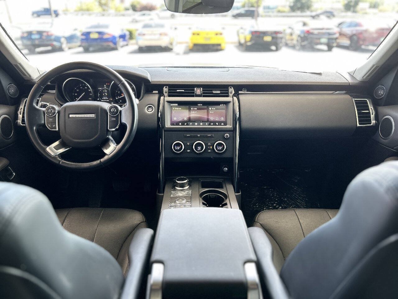 Used 2018 Land Rover Discovery SE AWD/4WD image 60