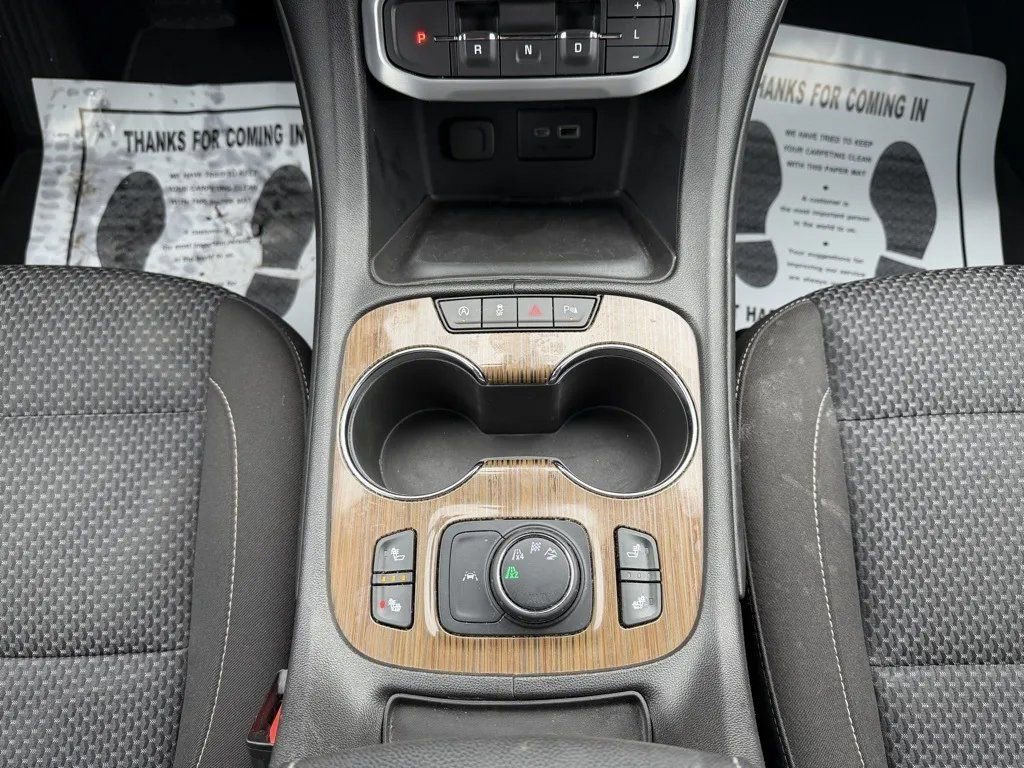 Used 2021 GMC Acadia SLE w/ Driver Convenience Package image 25