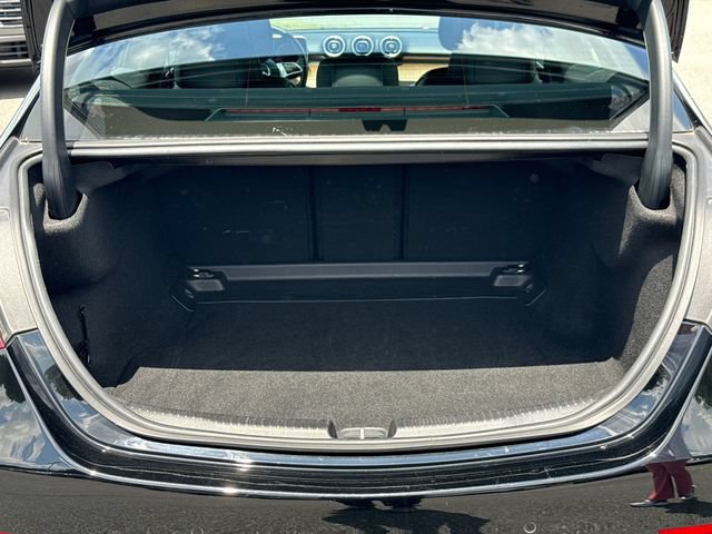 Used 2025 Mercedes-Benz C 300 Sedan image 18