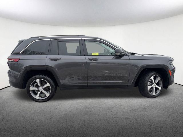 Used 2023 Jeep Grand Cherokee Limited image 15
