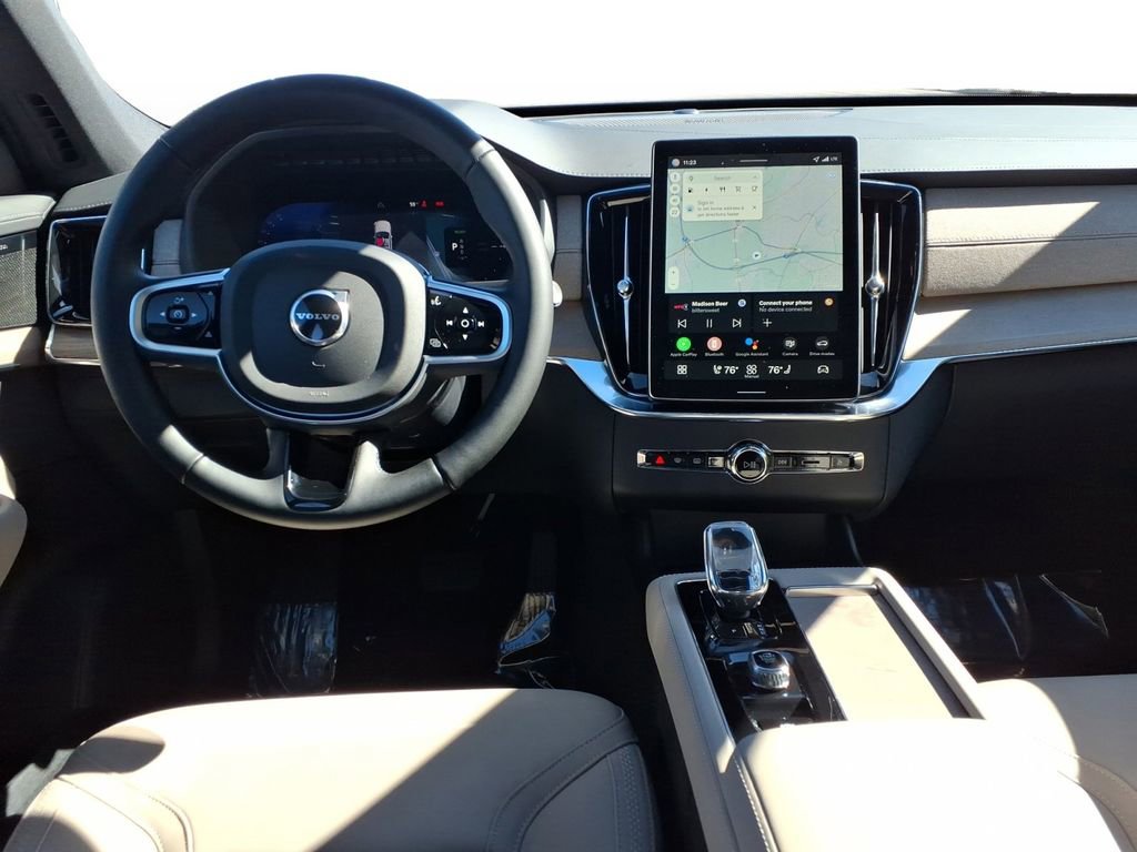 New 2026 Volvo XC90 T8 Plus image 8