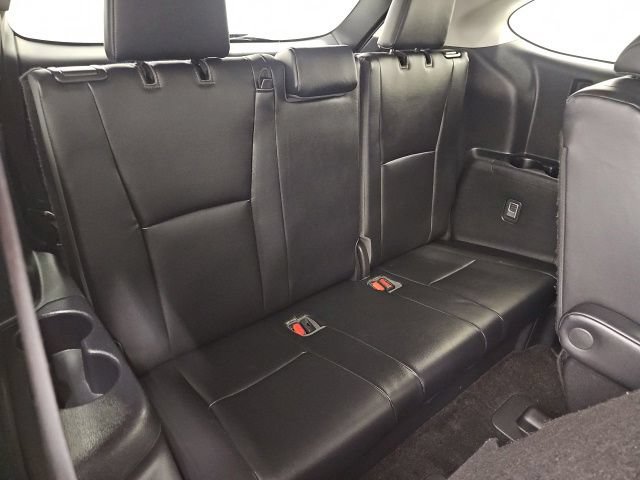 Used 2023 Toyota Highlander XLE AWD/4WD image 36