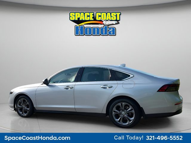 Used 2023 Honda Accord EX image 7