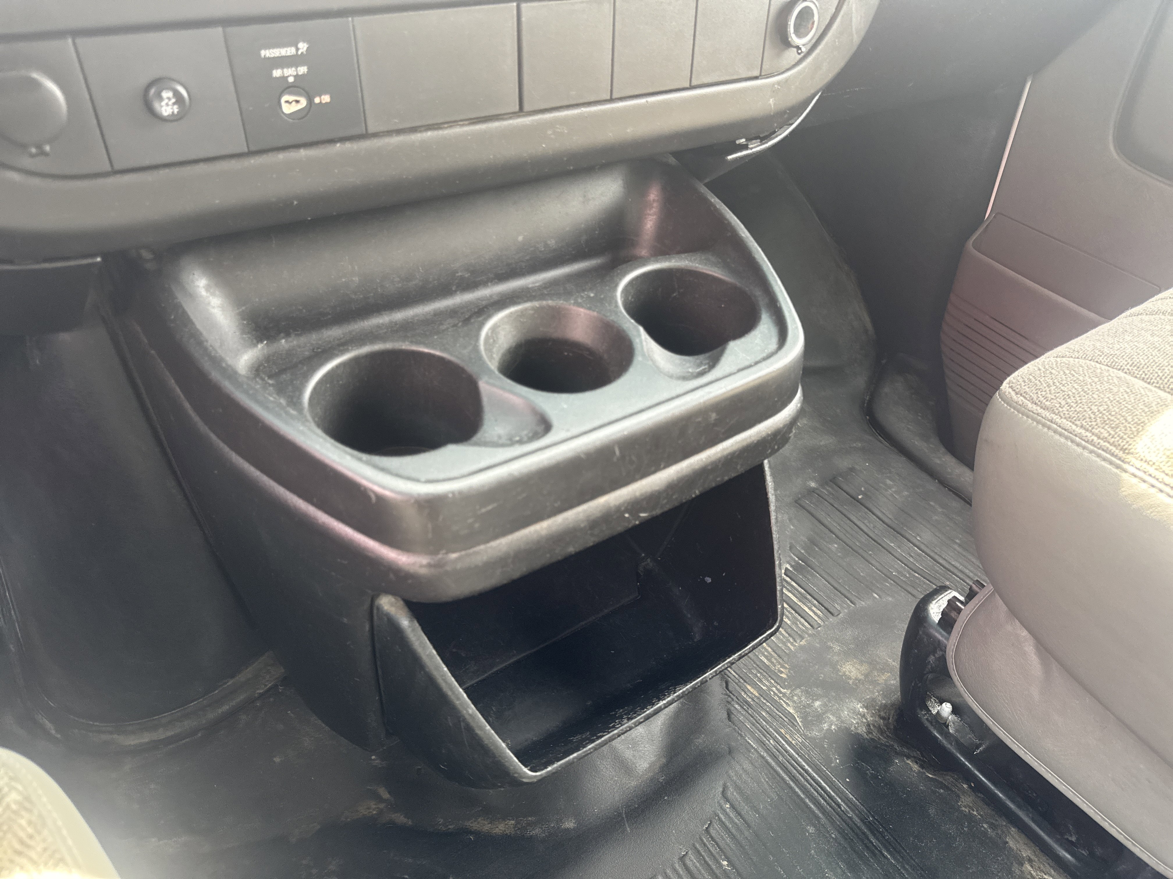 Used 2013 GMC Savana 3500 image 21