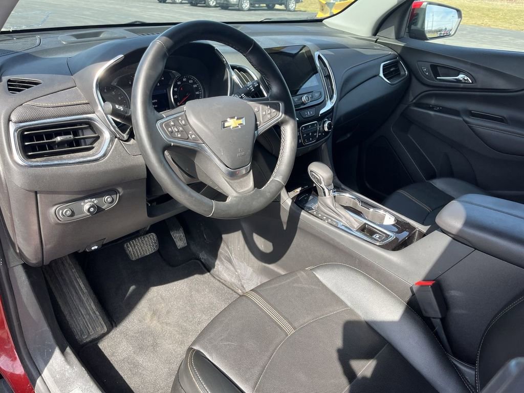 Used 2023 Chevrolet Equinox Premier image 10