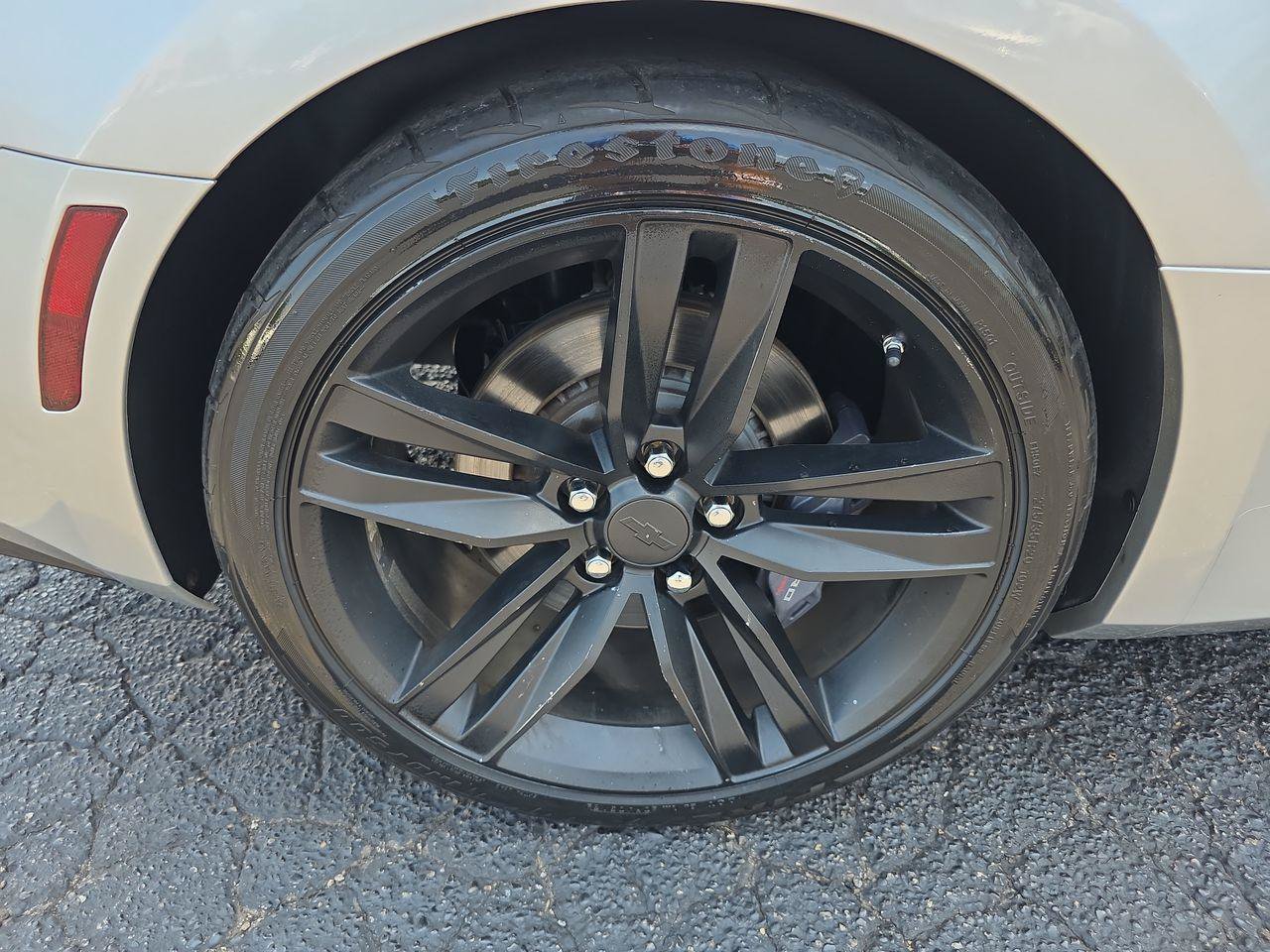 Used 2017 Chevrolet Camaro SS RWD image 17