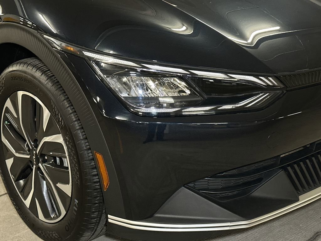 Certified 2024 Kia EV6 Light image 9