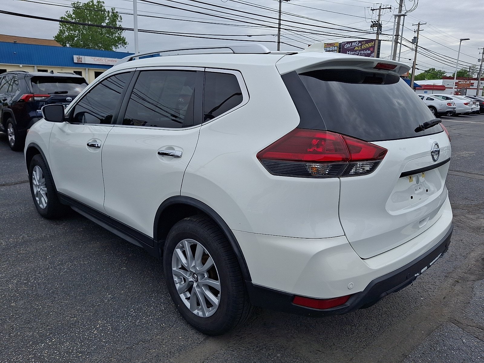 Used 2019 Nissan Rogue SV AWD/4WD image 6