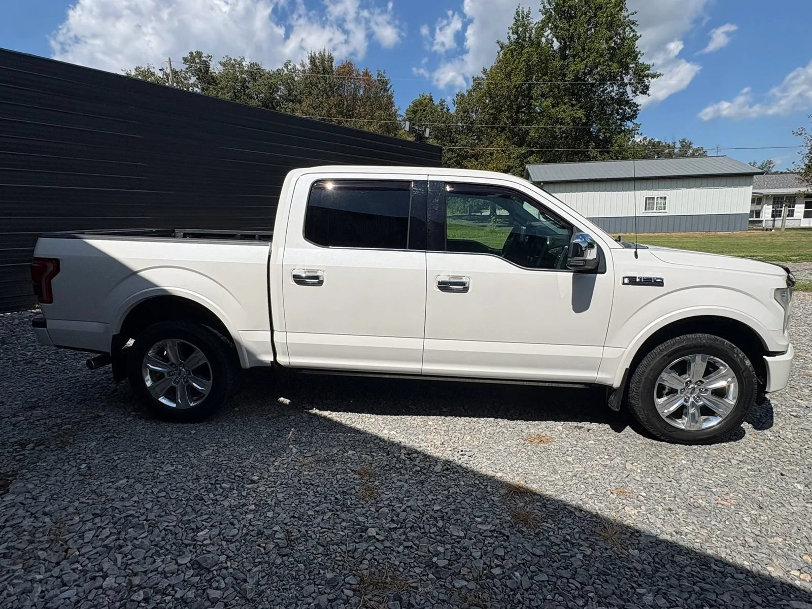 Used 2016 Ford F150 Platinum w/ Trailer Tow Package AWD/4WD image 4