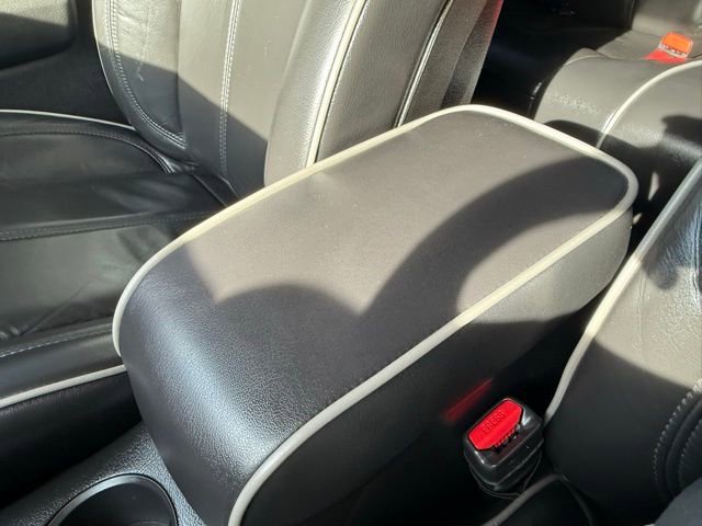 Used 2009 HUMMER H3T Alpha image 30