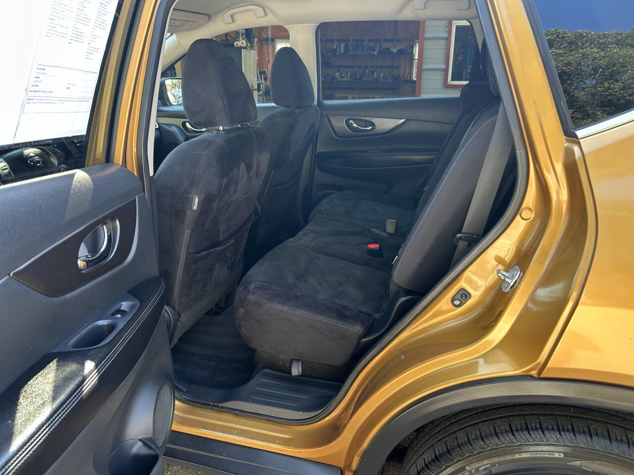 Used 2014 Nissan Rogue S w/ S Family Package image 18