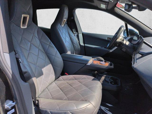Used 2024 BMW iX xDrive50 w/ Premium Package AWD/4WD image 23