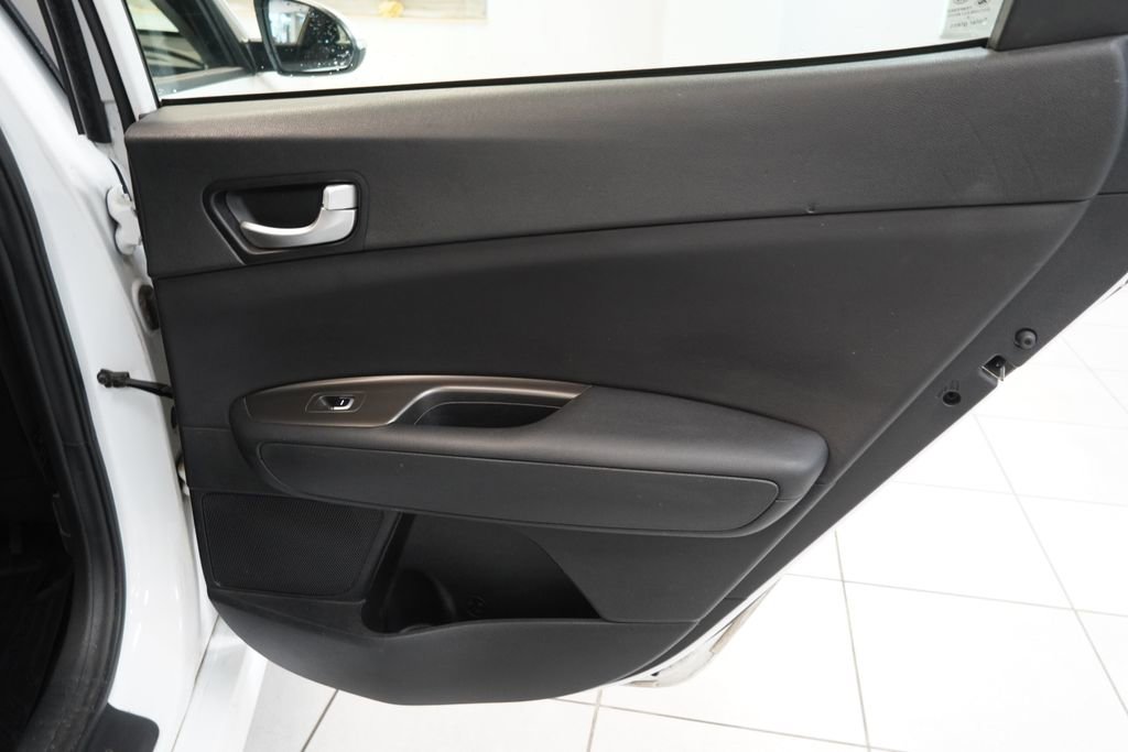 Used 2020 Kia Optima LX FWD image 27