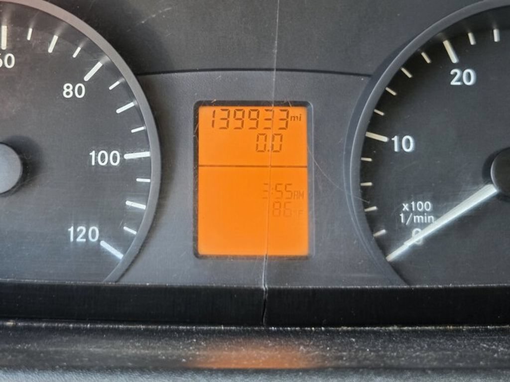 Used 2016 Mercedes-Benz Sprinter 2500 image 11